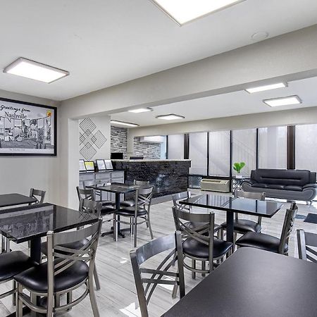 Super 8 By Wyndham Nashville West Εξωτερικό φωτογραφία