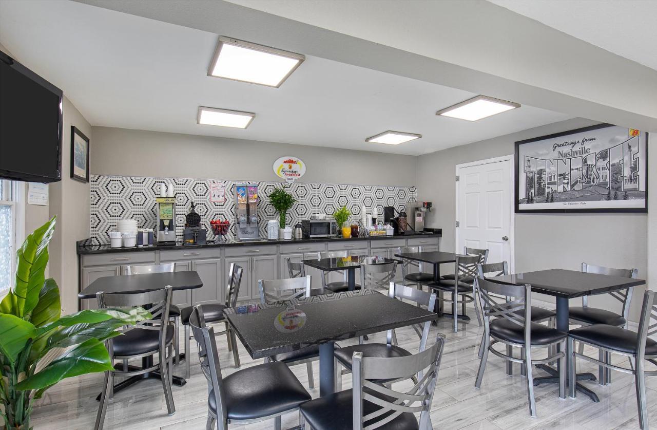 Super 8 By Wyndham Nashville West Εξωτερικό φωτογραφία